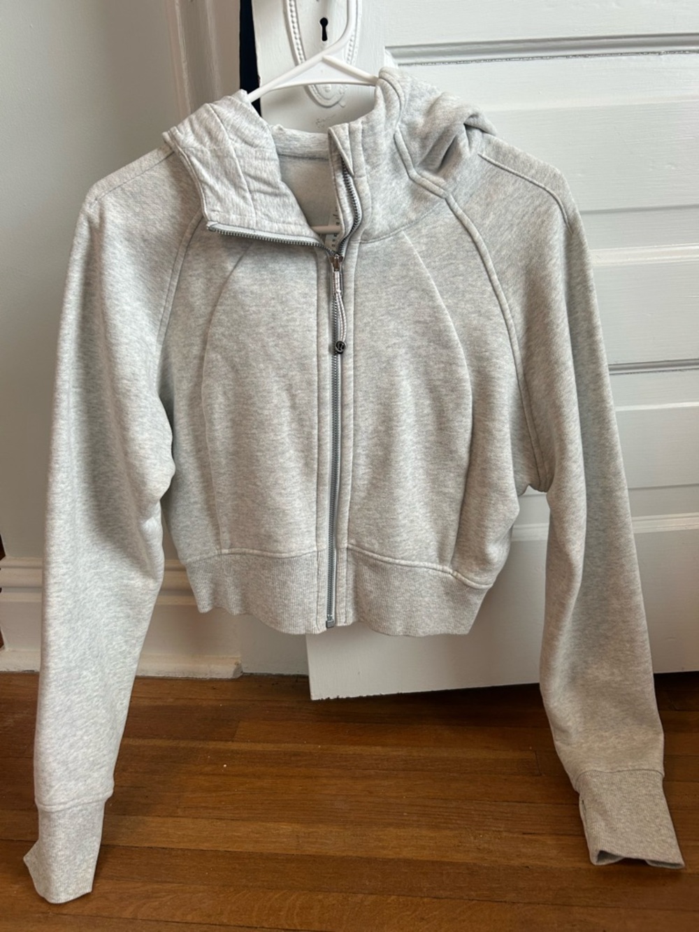 lululemon athletica cropped full zip scuba size 8